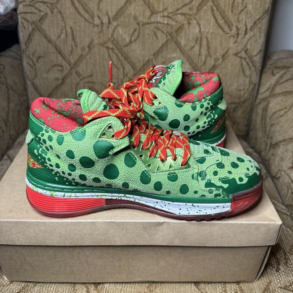Li-Ning Way of Wade 2 Christmas Sting Wade Size‎ 9.5 Nice main image 9